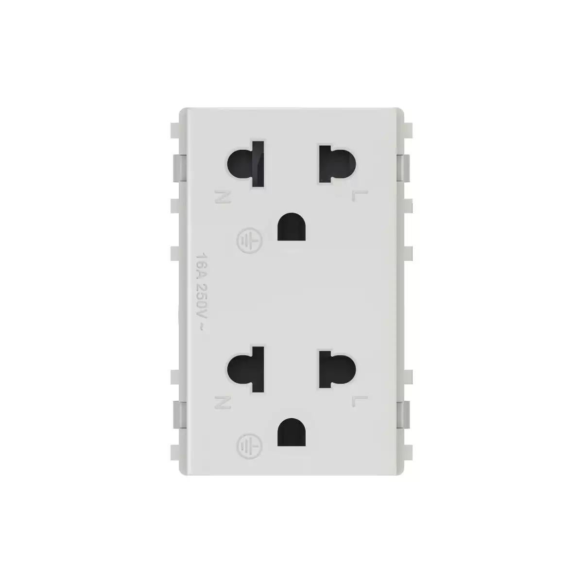 Concept - twin universal socket - 3 pin - 16A - 3 modules - push in