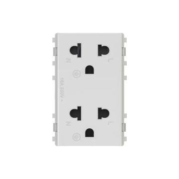 Concept - twin universal socket - 3 pin - 16A - 3 modules - push in
